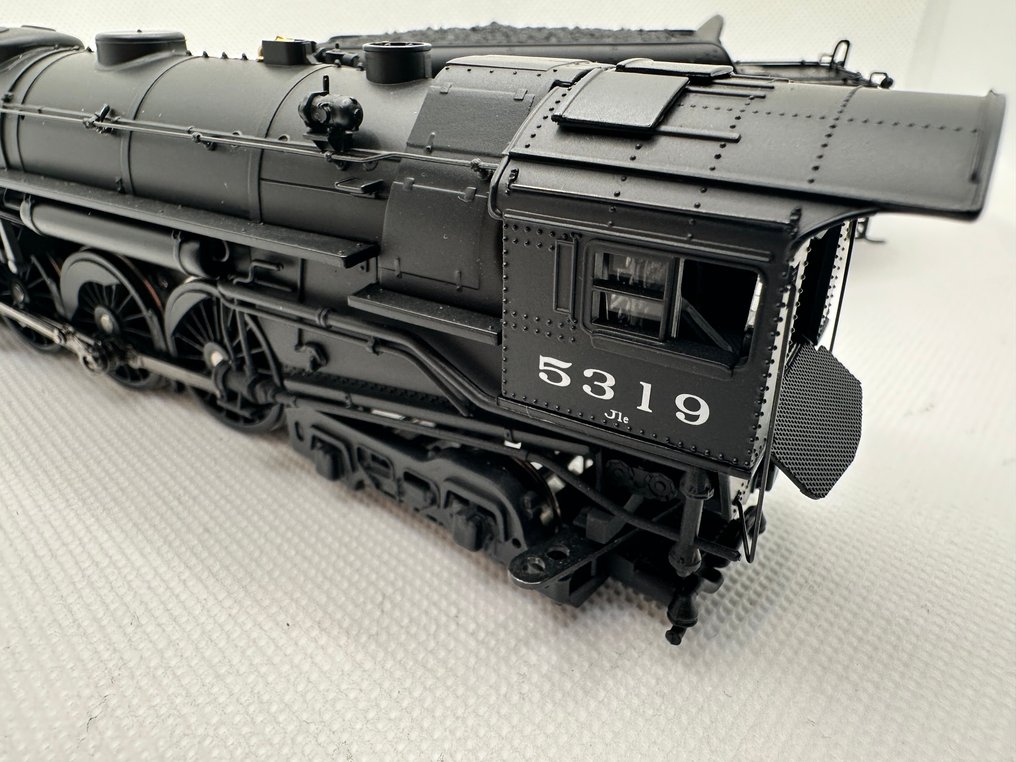 Broadway Limited Imports H0 - 060 - 連煤水車的蒸汽火車 (1) - Paragon系列，配备声音；dooslabel：NYC J1e 4-6-4 #5319 ROMAN LET. - New York Central #2.1