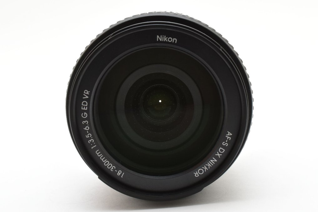 Nikon AF-S DX NIKKOR 3.5-6.3/18-300mm G ED VR Zoomlens #2.1