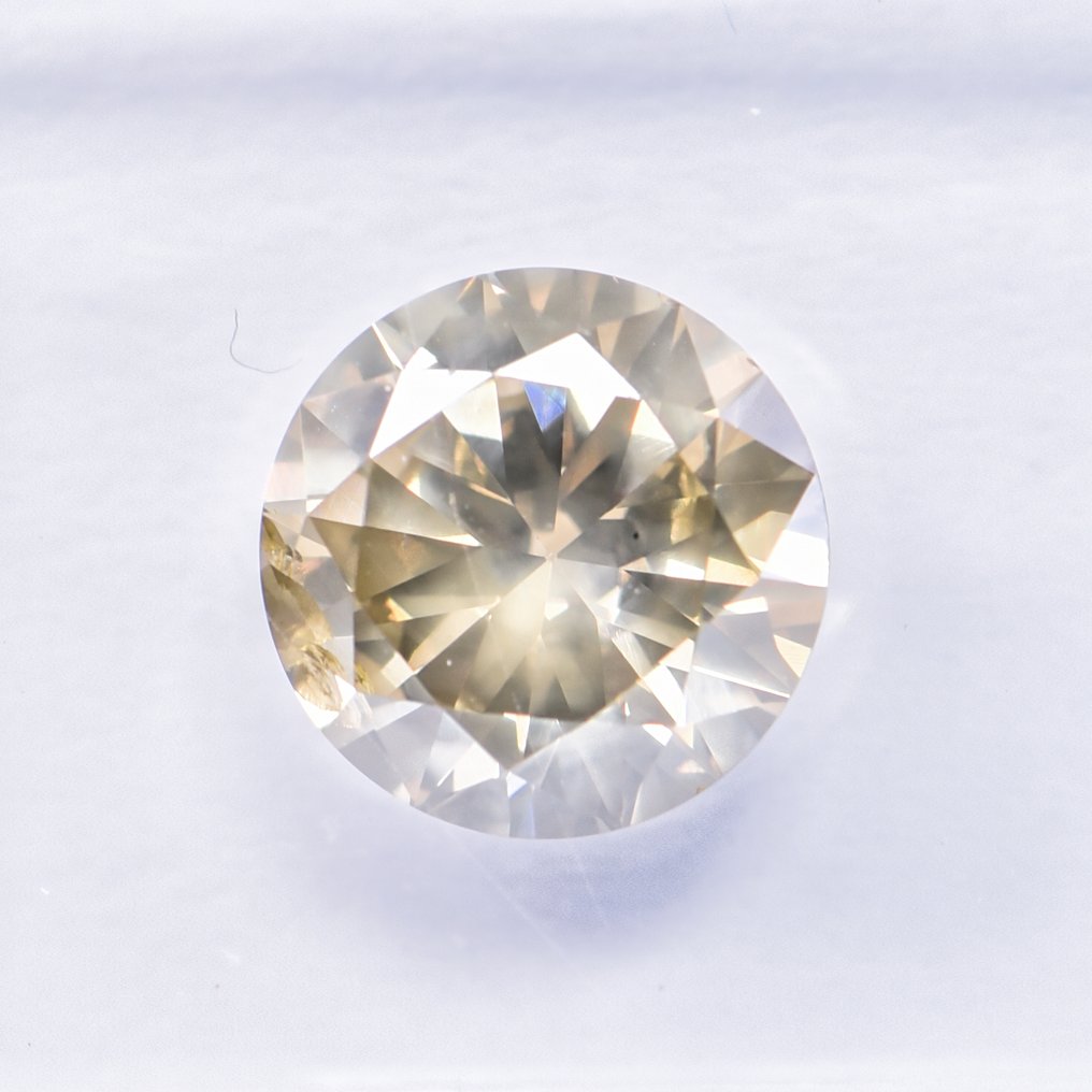 沒有保留價 - 1 pcs 鑽石  (天然彩色)  - 1.69 ct - 圓形 - Fancy 淡褐色, 淡綠色 黃色 - SI2 - 國際寶石學院（International Gemological Institute (IGI)） - VG #4.3