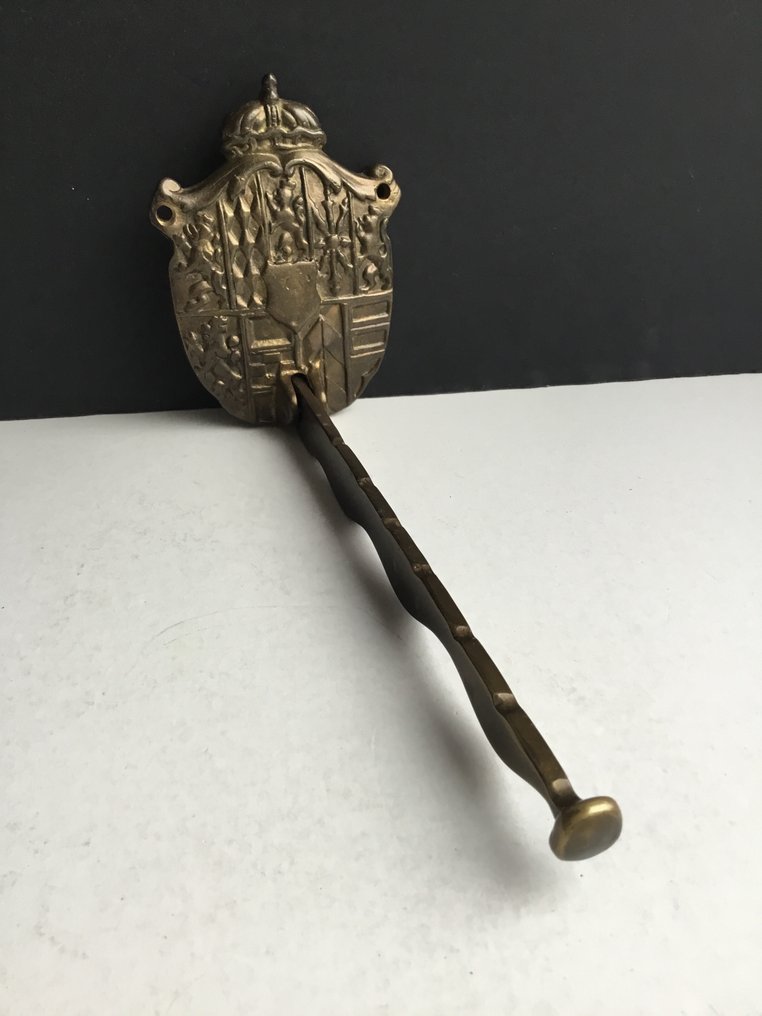 opklapbare hanger/kapstok - Coat rack - Brass - With coat of arms #3.2