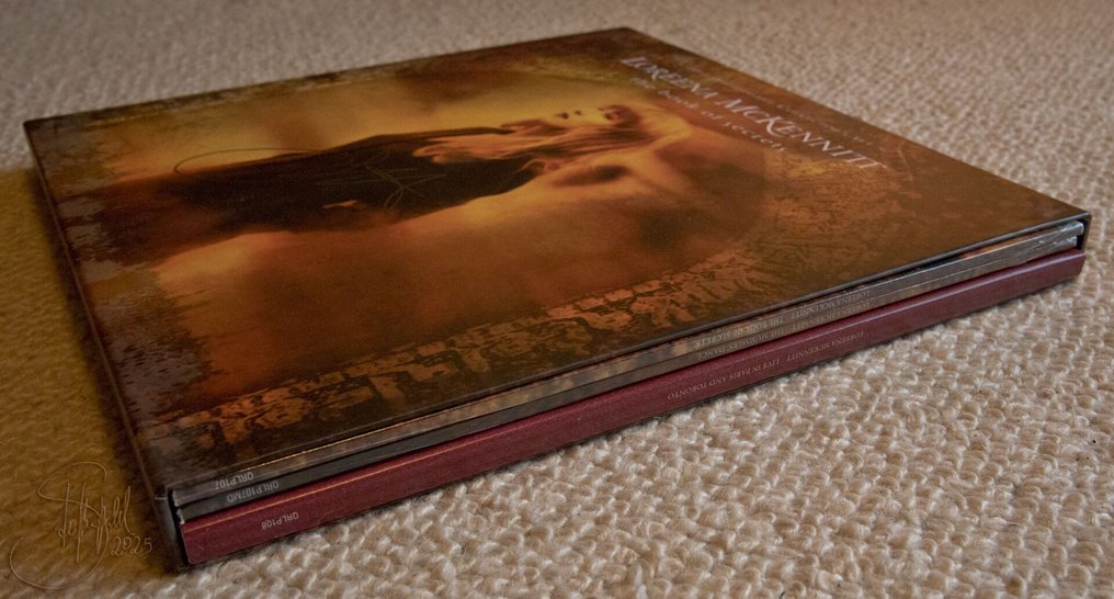Loreena McKennitt - "The Book of Secrets" 20th Anniversary Collector's Set - signed by the artist - 多个标题 - 黑胶唱片 - 180 gram - 2017 #2.1
