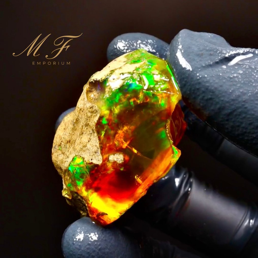 Premium - 105 καράτια - φυσικό κρυσταλλικό οπάλιο AAA+++ - χωρίς επεξεργασία. Υψηλής ποιότητας κρυστάλλινο opale. - Ύψος: 40 mm - Πλάτος: 30 mm- 20.98 g - (1) #3.2