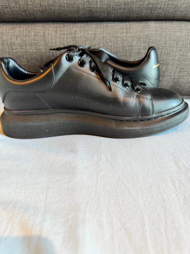 Alexander McQueen - Oversized Black - Baskets basses - Taille : EU 44 #4.3