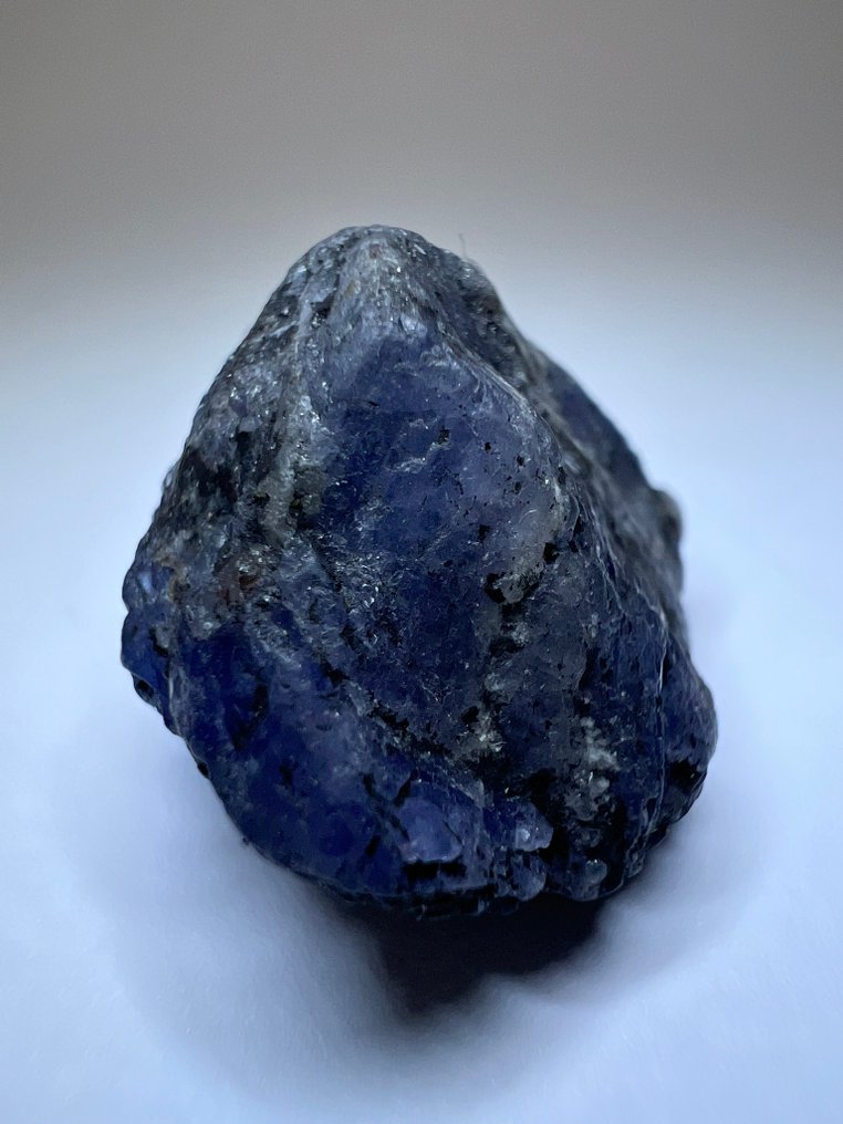 34,7 καρατίων - Φυσικός, ανεπεξέργαστος, βαθύ μπλε Τανζανίτης - ακατέργαστος. Κρύσταλλος- 6.94 g - (1) #1.0