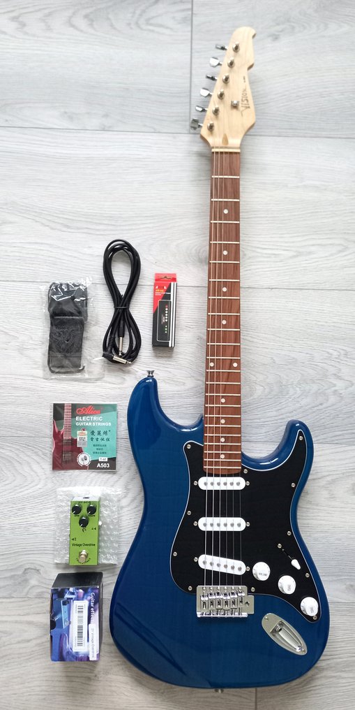 Vision - Strat Electric Guitar Set + Effect -  - 電吉他 - 2025  (沒有保留價) #1.0