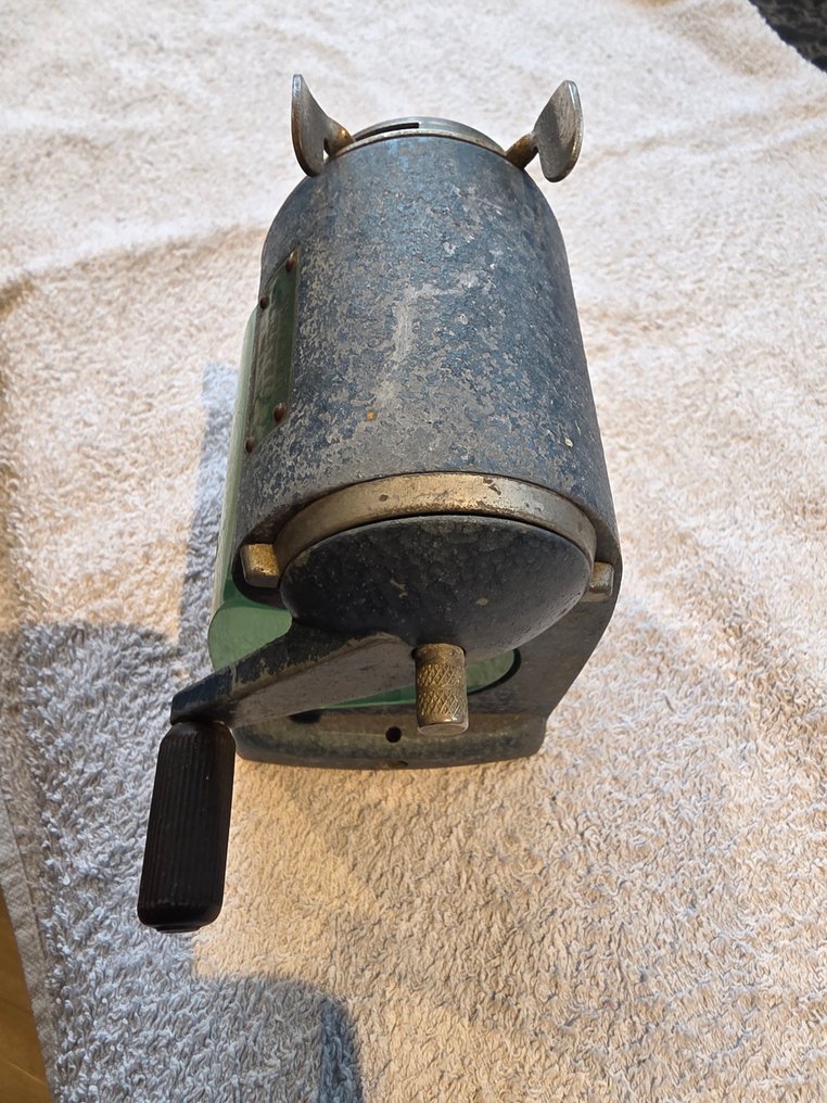 Faber Castell - Ceruzahegyező  #2.1