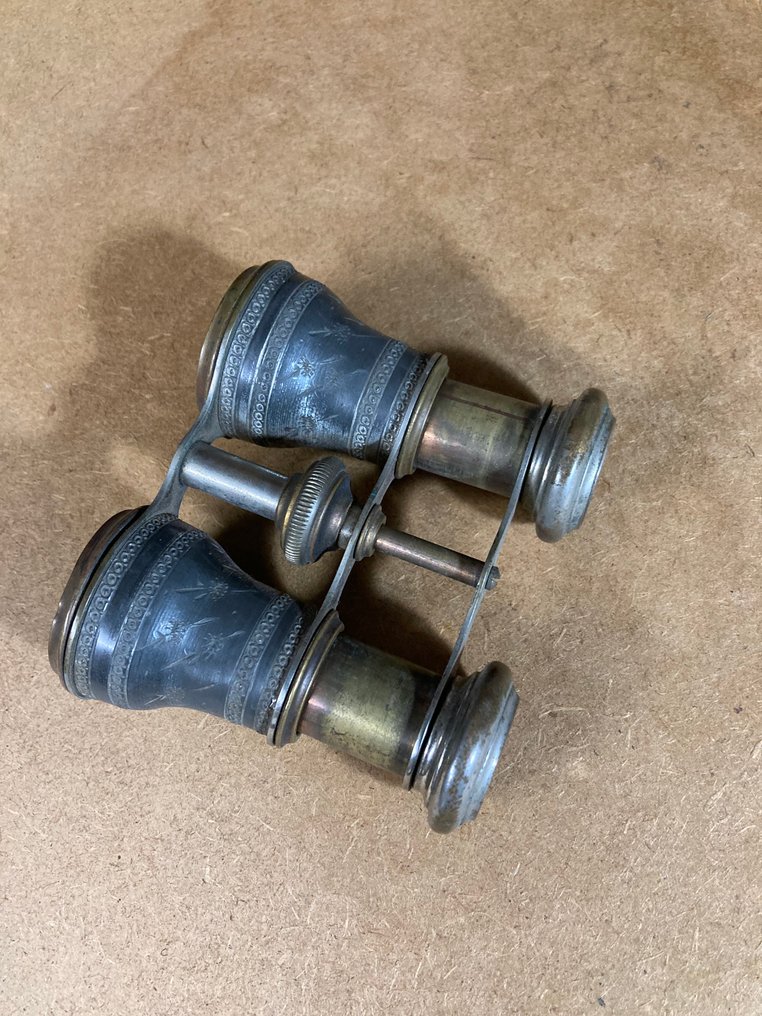 Teatterikiikarit - 1900-2000 - Unknown #2.1