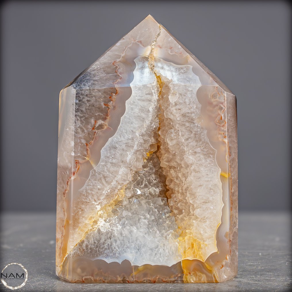 Natural agate obelisk with a crystalline light zone. rare exhibit- 610.06 g #1.0