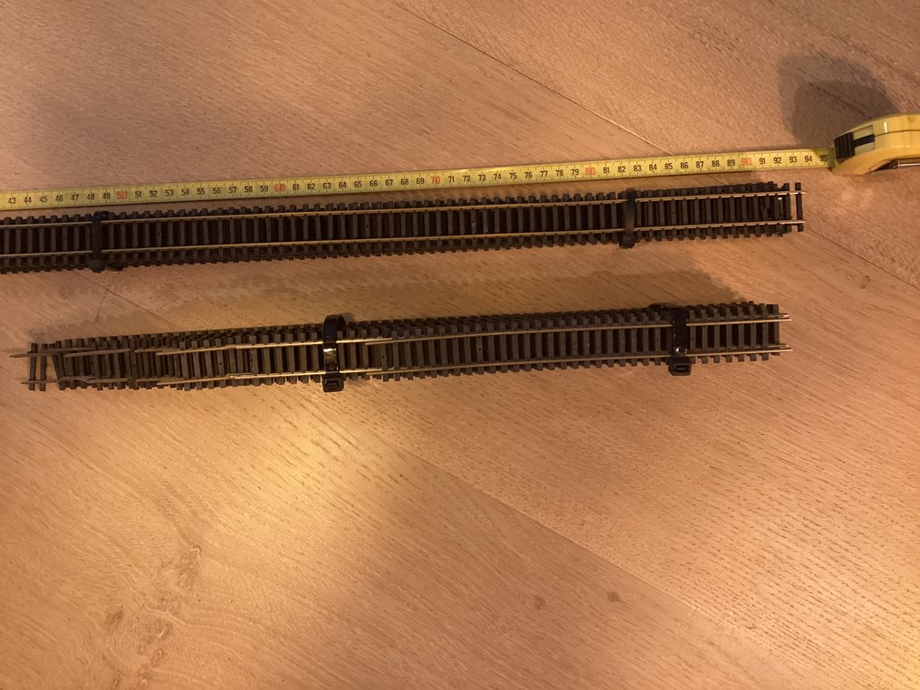 Roco H0 - Tory kolejowe (modelarstwo) (18) - 18 sztuk flexrails - różne długości #1.0