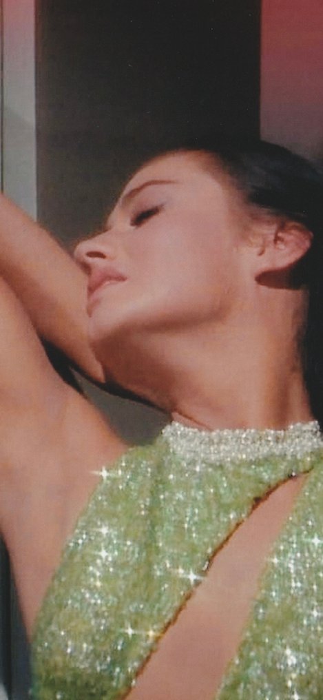 Star Trek - Signed by Maggie Thrett (+) (Ruth Bonaventure) #2.1