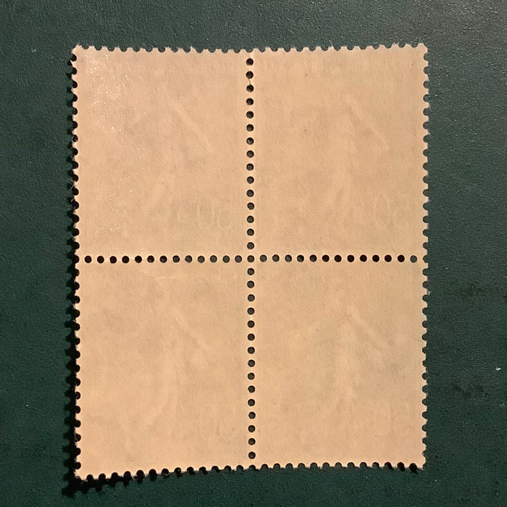 France 1921 - 50 cent Semeuse centered in a block of four - MNH - Yvert 161 #2.1