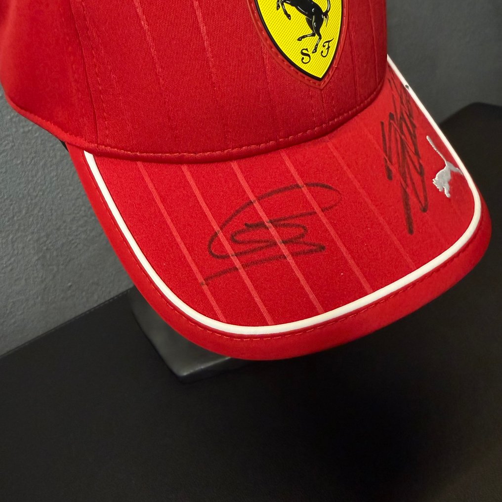 法拉利 - 官方产品 - 粉丝复制品 - 签名 - Lewis Hamilton & Charles Leclerc - 2025 - 棒球帽 #3.2