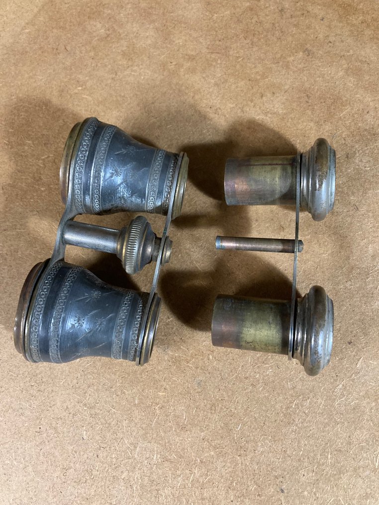 Teatterikiikarit - 1900-2000 - Unknown #3.2