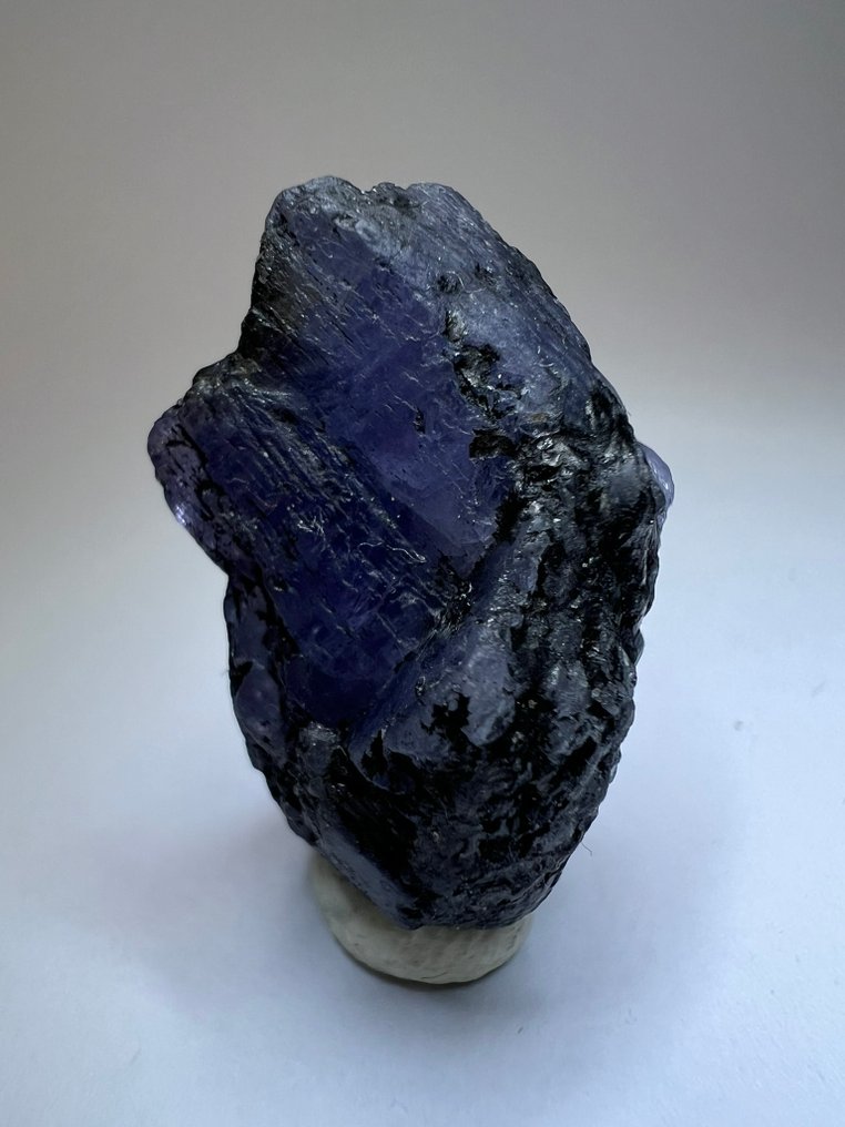 39,45 克拉 - 天然未处理深蓝色坦桑石 - 未切割 水晶- 7.89 g - (1) #1.0