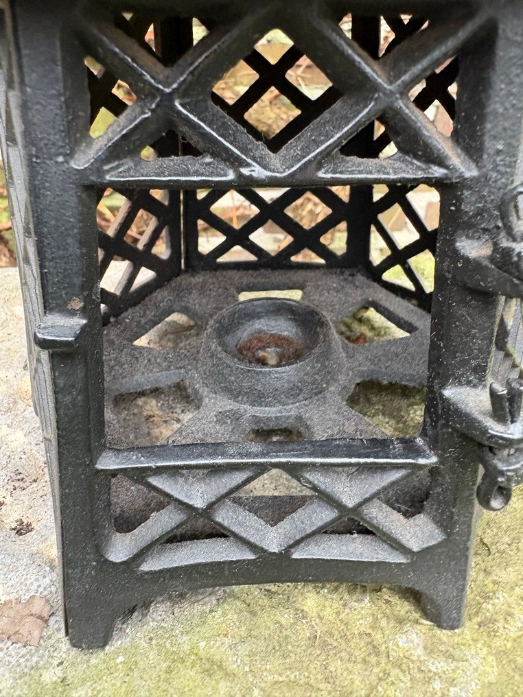 Lyhty - pagode - Tōrō - Japani - Gietijzer #2.1