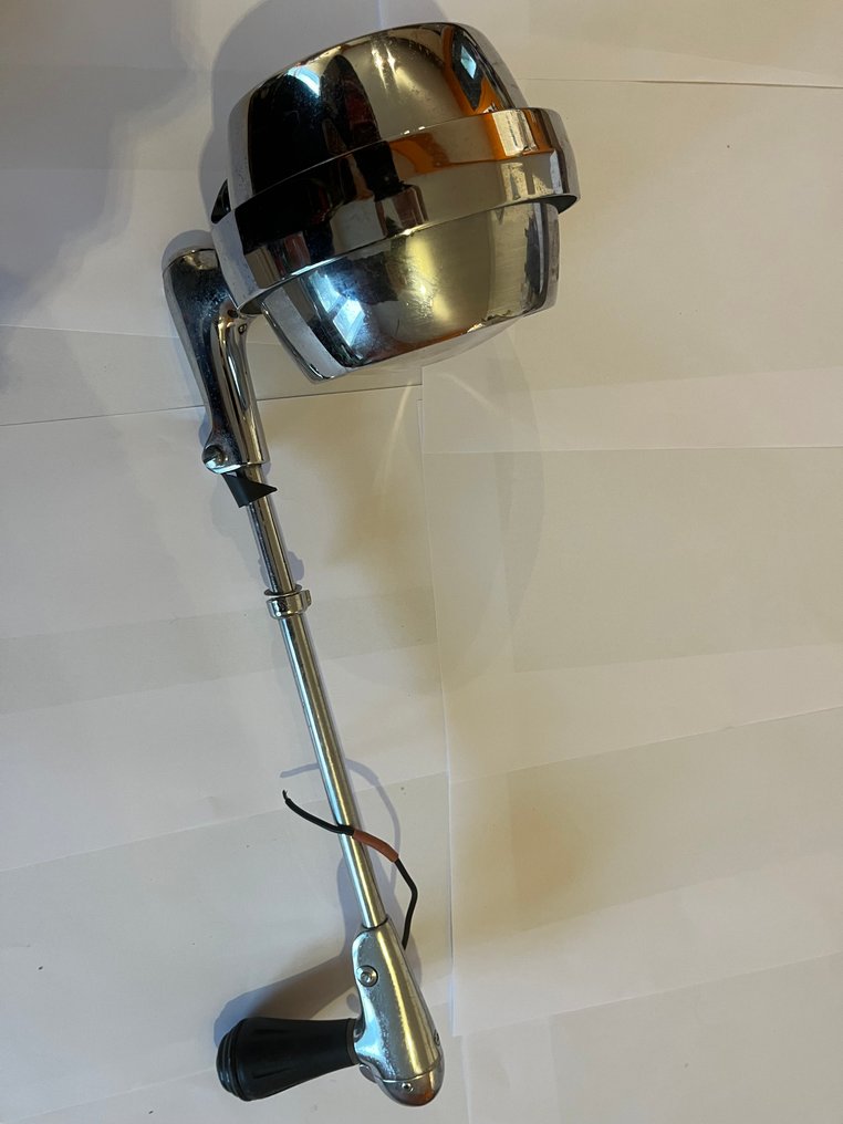 Undervandslygte med blåt lys. - inconne - phare - 1950 #1.0