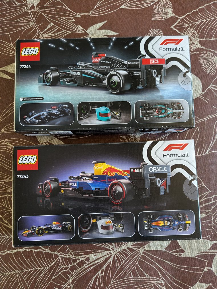 Lego Sæt - Speed Champions - Mercedes-AMG PETRONAS F1 Team W15E Performance; Oracle Red Bull Racing #1.0