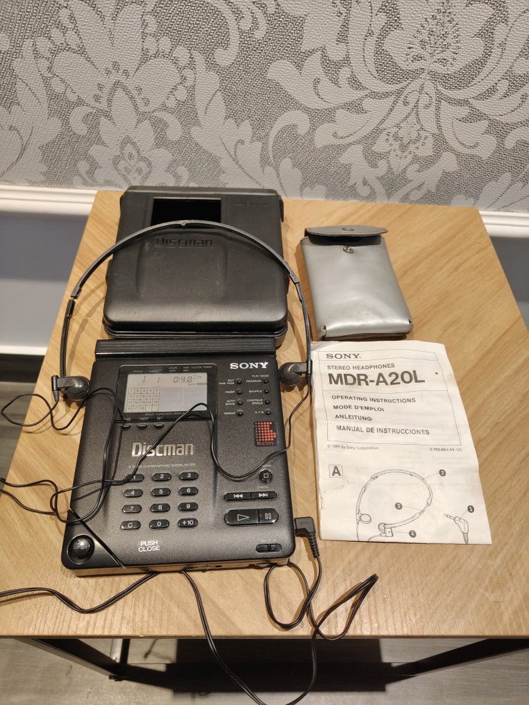 Sony - Sony Discman D-350 CD-Player #1.0