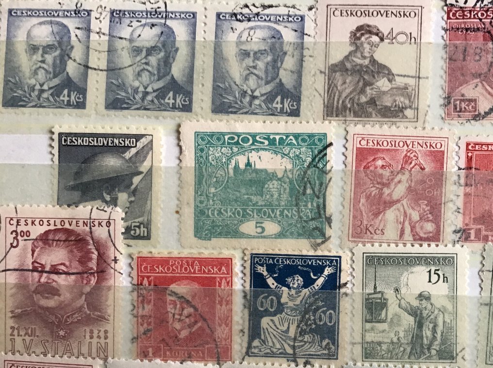 Czechoslovakia  - Interesting Number of Hundreds of Unexamined Stamps, partition sheets #3.2