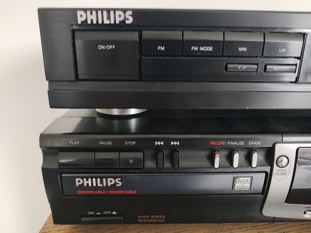 Philips - FT650/00R - CDR765/00 - Tuner and Gravador de CD #3.2