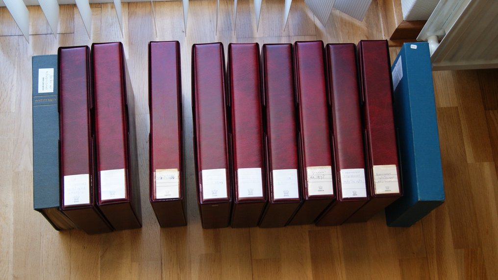 荷兰 - 关于儿童 - 非常漂亮 - 几乎完整的收藏,包含14本相册 - 见描述。 - 明信片相册 - 1926-2003 #2.1