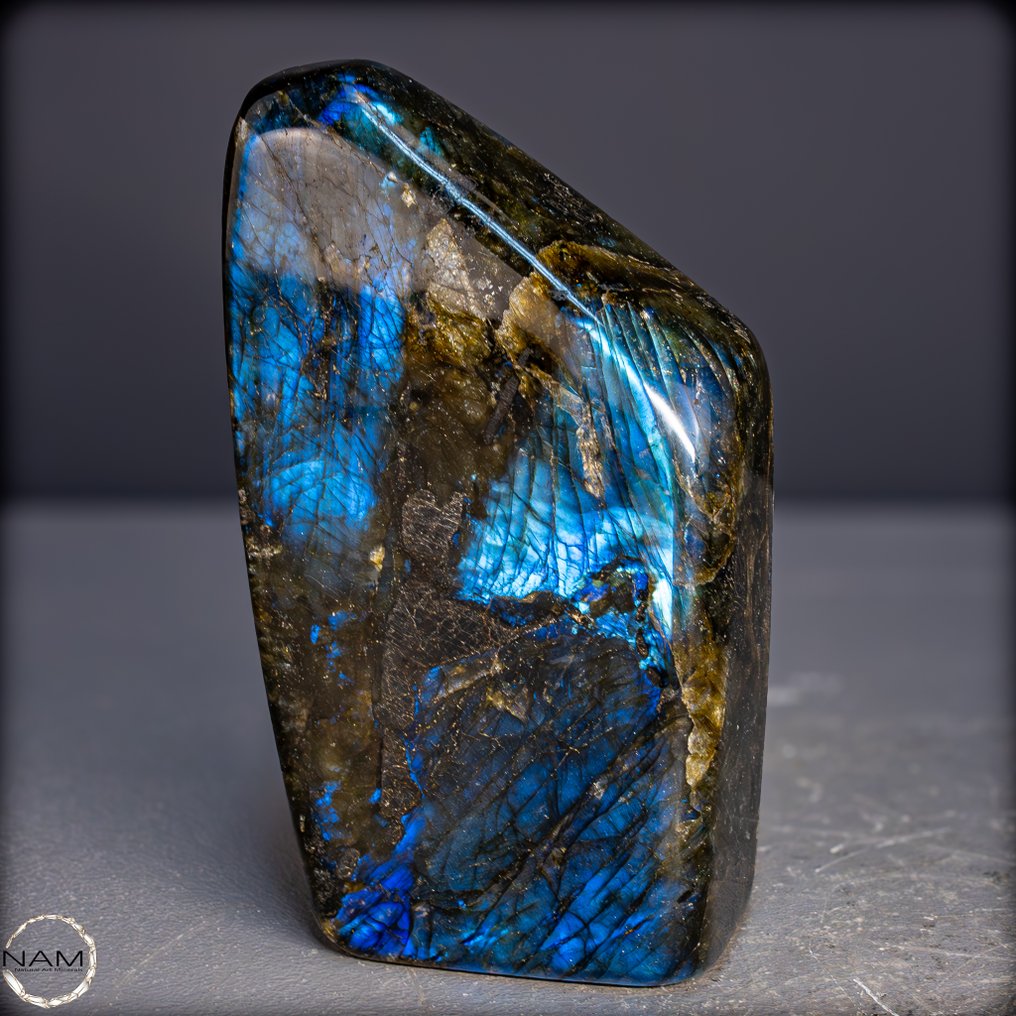 Φυσικός απλόμορφος λαβραδορίτης. με έντονο μπλε-φωτιά- 1156.33 g #1.0