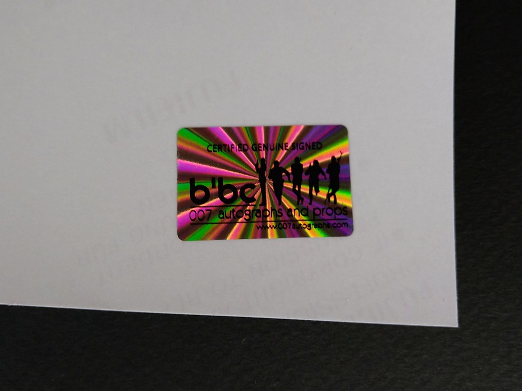 James Bond 007: Tomorrow Never Dies - Daphne Deckers "Dame P.R." - Autograph, Photo with COA #3.2