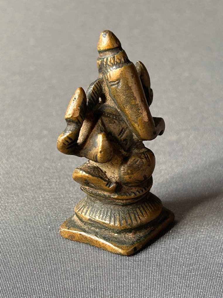 象头神雕像 - 黄铜色 - 印度 - S. XIX-XX #4.3