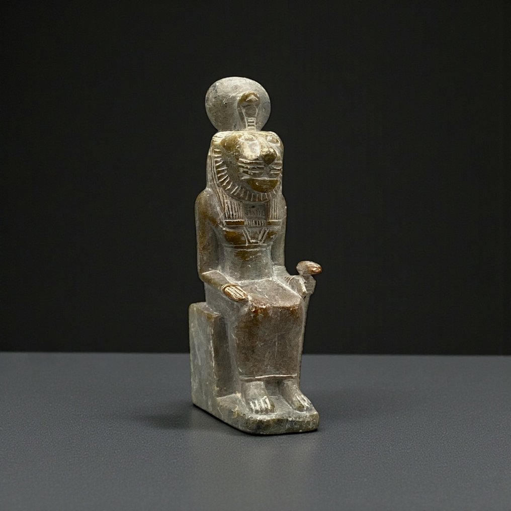 Replica of ancient Egyptian Seated Goddess Sekhmet Statue #1.0