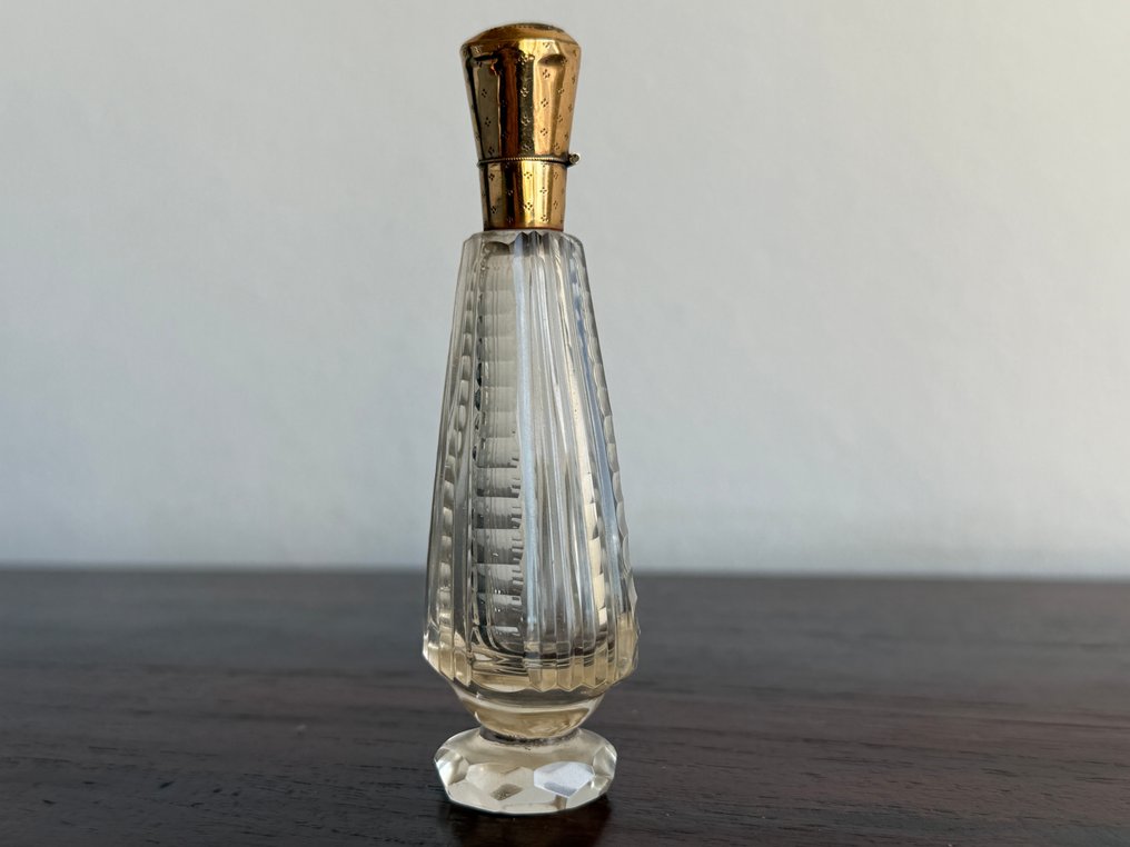 Perfume bottle - Crystal, Gold - Perfume bottles with 14K cap. #4.3