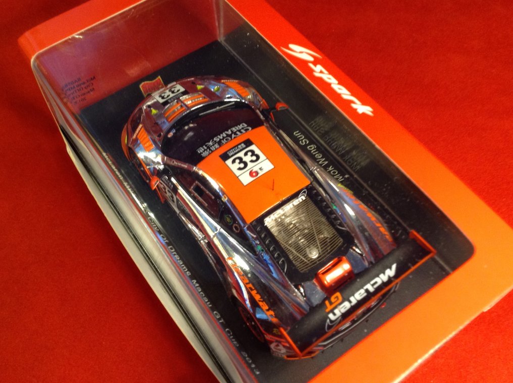Spark 1:43 - Modellino di auto da corsa - ref. #SA058 McLaren MP4-12C "City of Dreams" Macau GT Cup 2013 #33 Mok Weng Sun - excellent quality - limited edition - hard to find today - numbered #146 of only 750 pcs #2.1