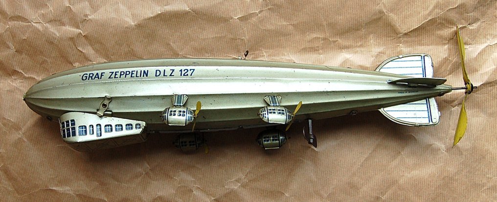 TippCo - Giocattolo di latta - Tippco Airship "Graf Zeppelin tôle DLZ 127" Tip & Co. Nuremberg, - 1930-1940 - Germania #1.0