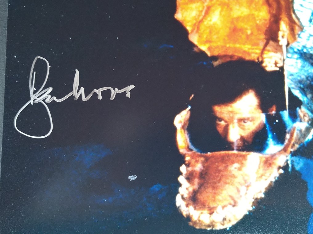 JamesBond 007: Octopussy - Sir Roger Moore (+) as 007 - Autograph, Photo with COA #3.2