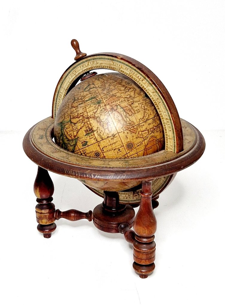 Tabletop globe - 1960-1970 #1.0