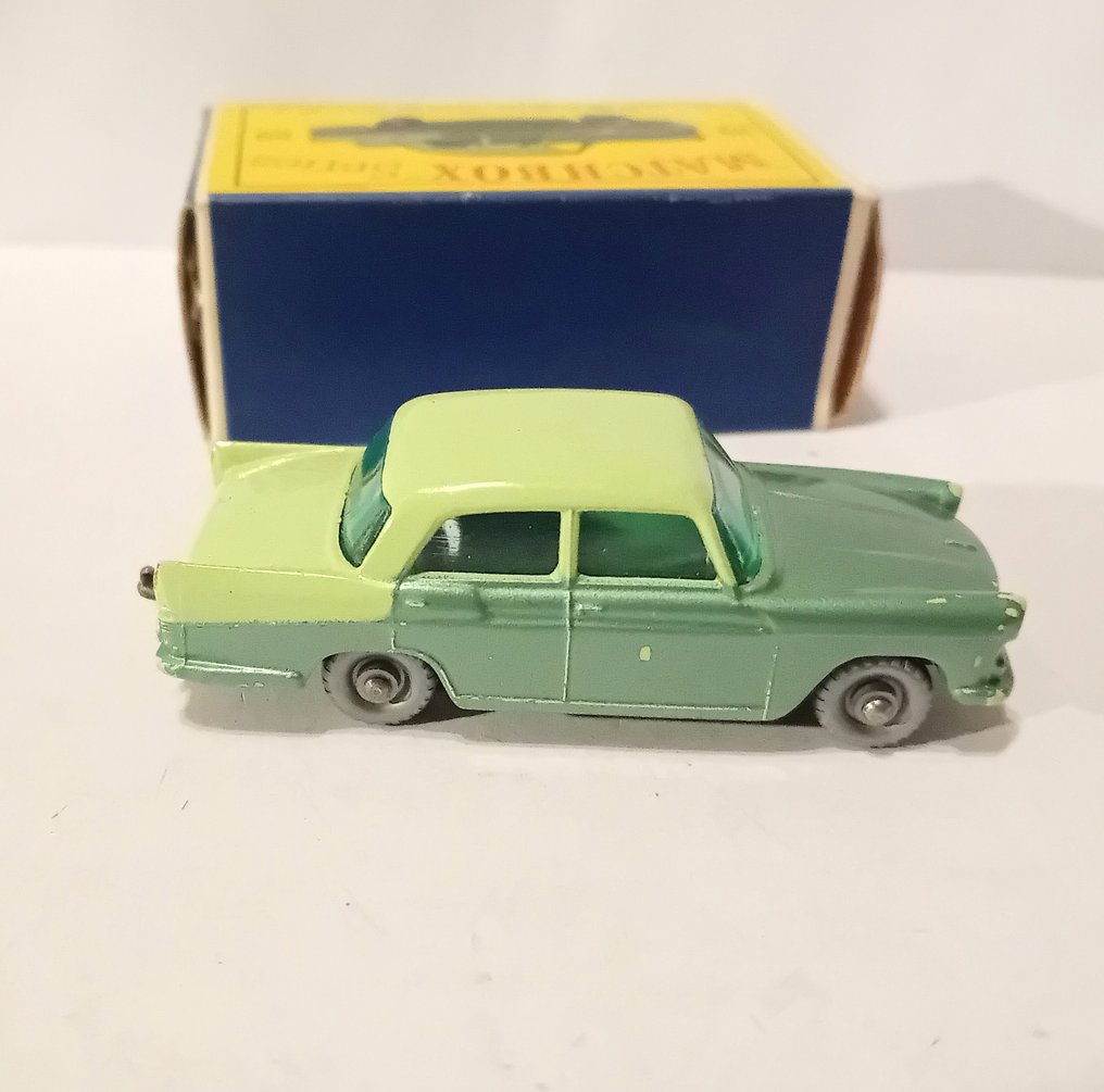 Matchbox - Model car - Austin A55 Cambridge (29) #4.3
