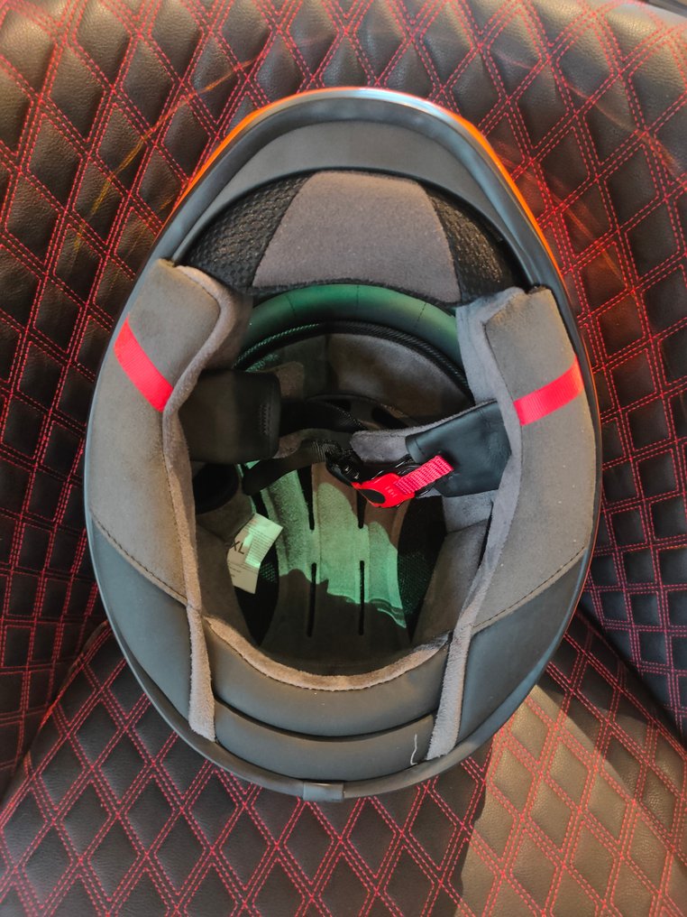 kypärä - Atelier 28 - Casque sur thème Le Mans GULF - 2025 #2.1