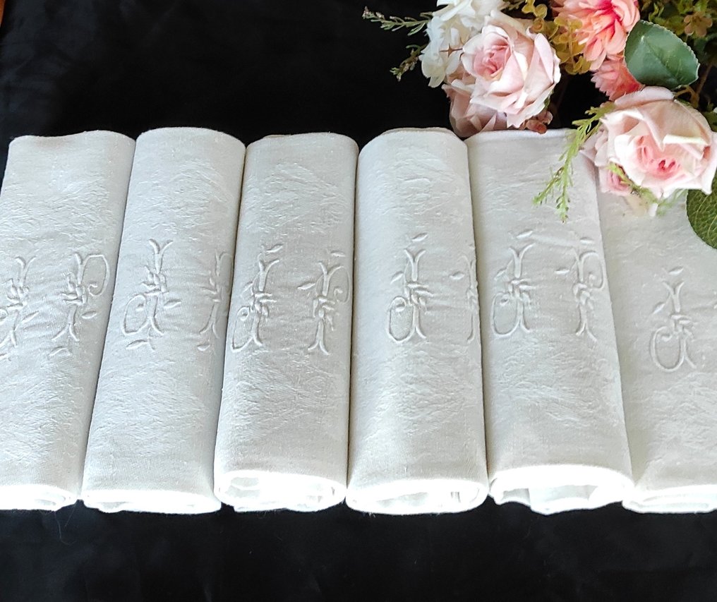 6 tovaglioli ricamo a mano grandi cifre - Serviet (6)  - 71 cm - 67 cm - Antikke sengelinned og tilbehør #2.1