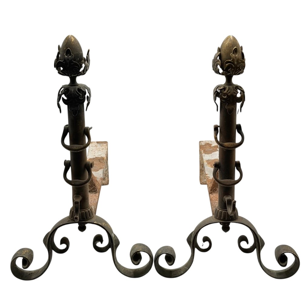 Morillo (2) - Bronce, Hierro #2.1