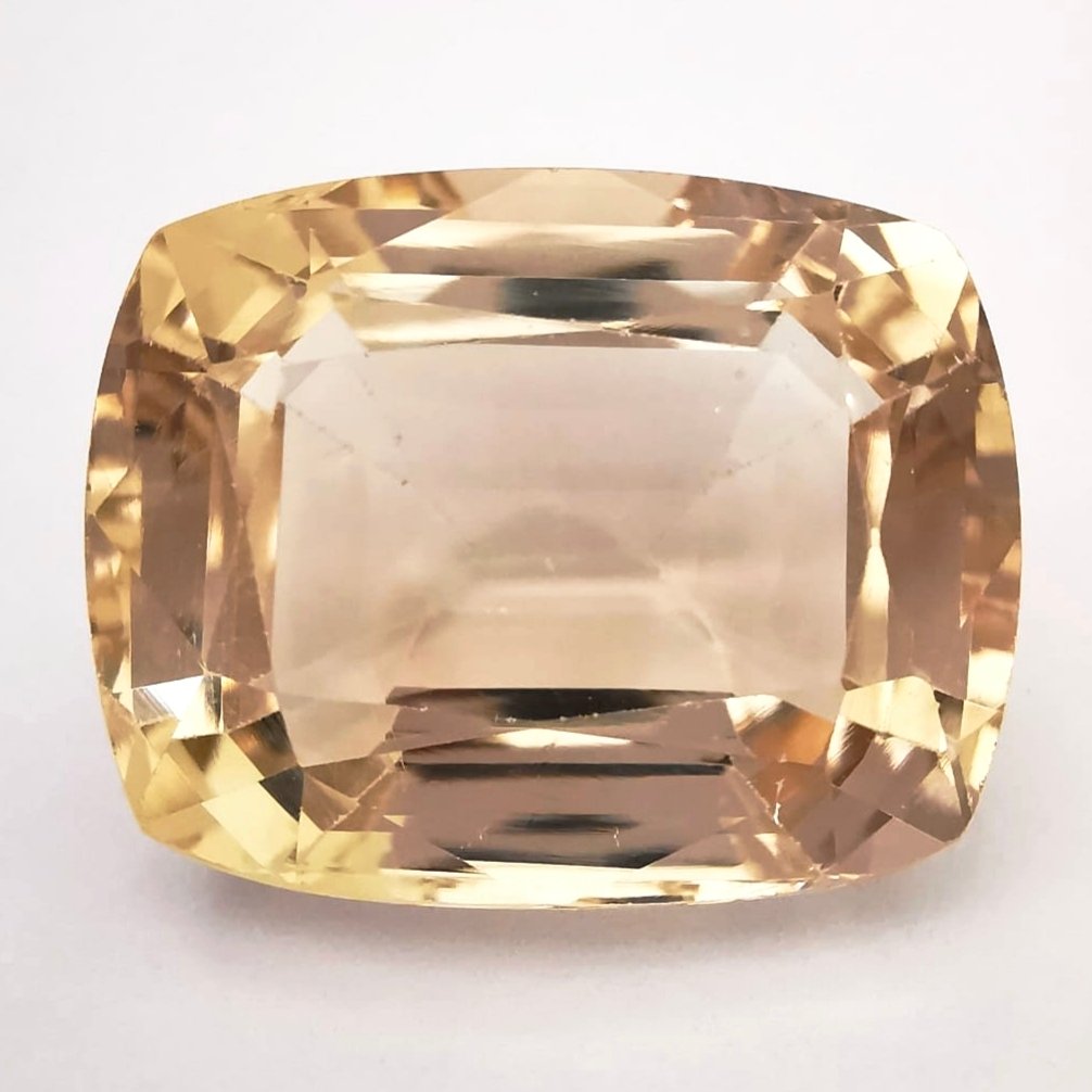 No reserve price Topaz  - 25.36 ct - Antwerp Laboratory for Gemstone Testing (ALGT) - Light Yellowish Brown #1.0