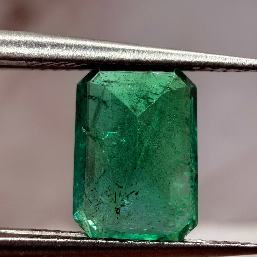 Ingen mindstepris - 1 pcs  Grøn Smaragd  - 2.05 ct - International Gemological Institute (IGI) - Naturlig smaragd #4.3