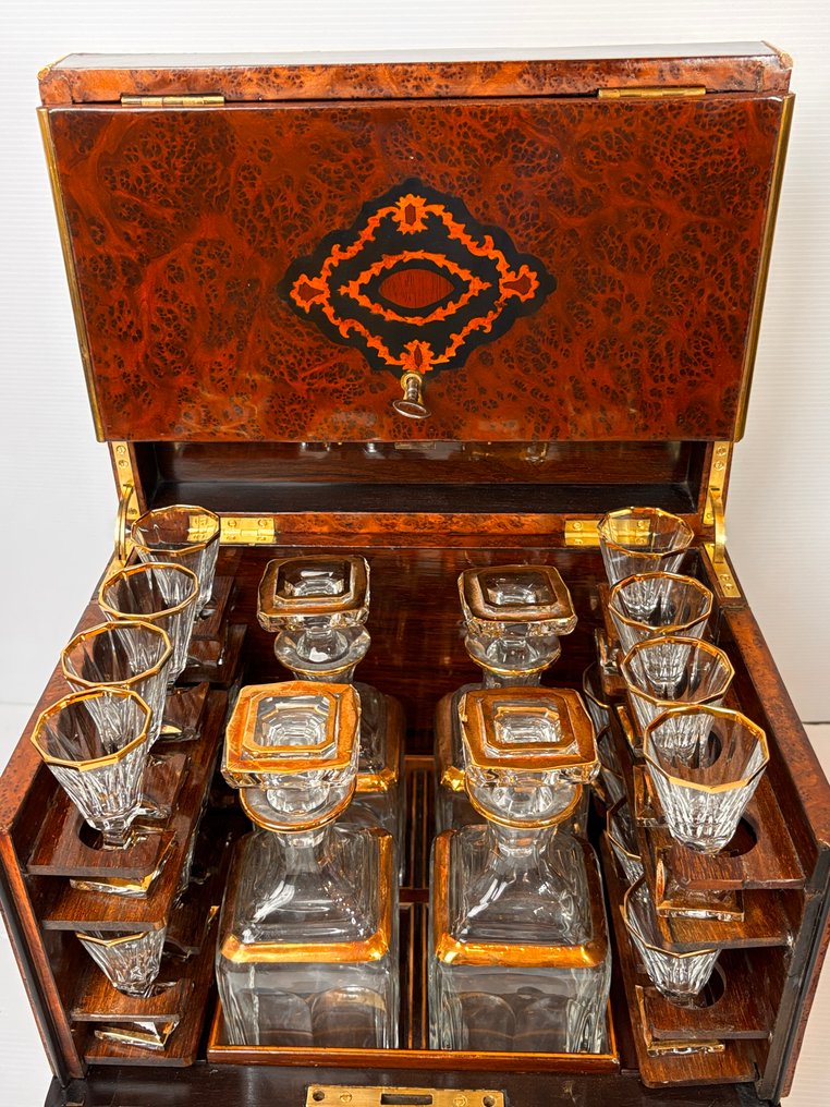 Cave à Liqueur Napoleon III - Ντουλάπι ποτών - Loupe d’Amboine-Acajou-Bronze-Cristal #1.0