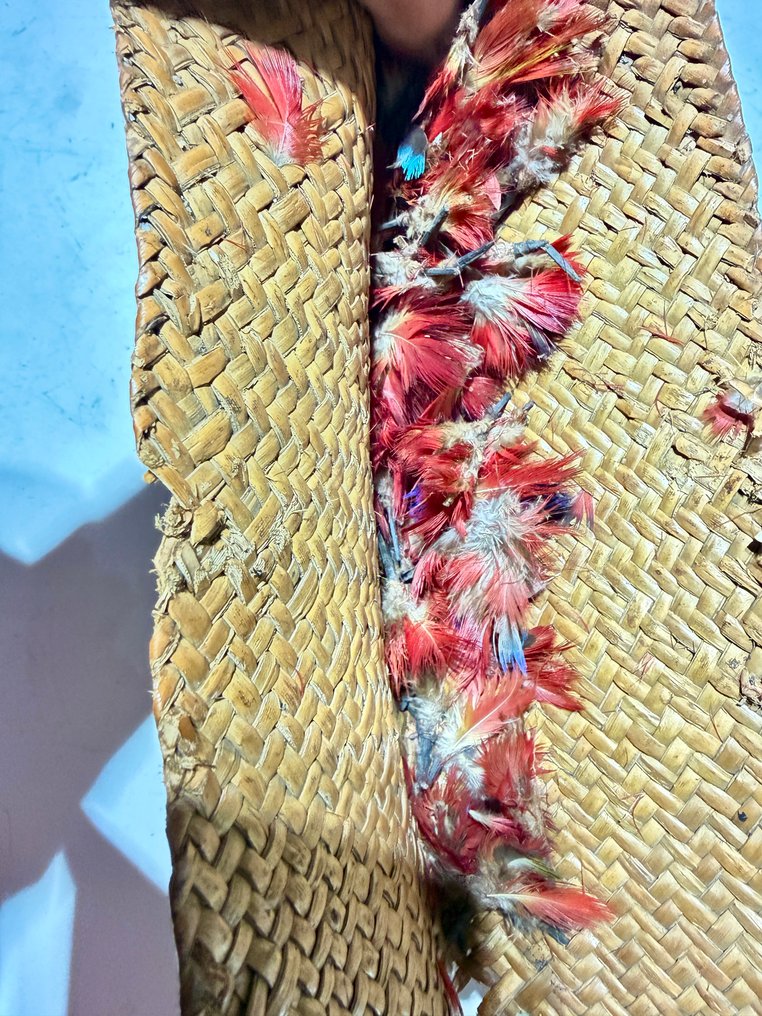 1950 set of tiny feather decorations in a pouch of natural fiber - star mountains - highlands - west Papua (No reserve price) #1.0