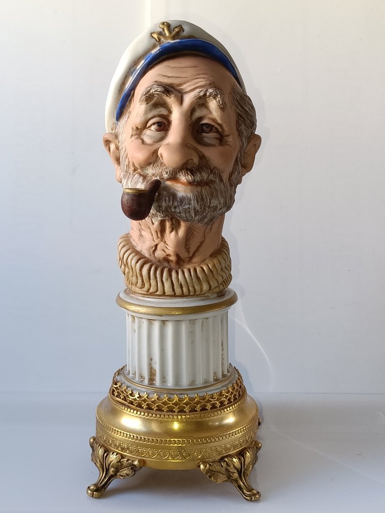Capodimonte - 雕塑, Il Vecchio Marinaio - 22.5 cm - 陶瓷和镀金黄铜 #1.0