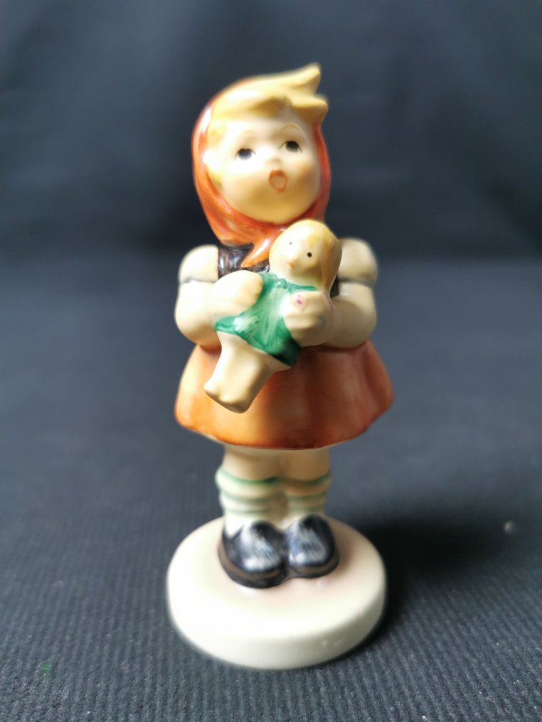 小雕像, Vintage Hummel Goebel - Statuetta "" #1967 TMK6 - 9 cm - 瓷 #1.0