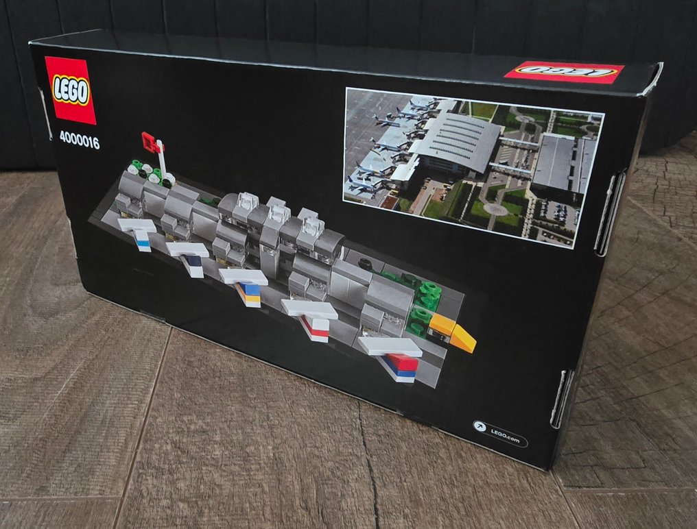 LEGO Set - 4000016 - Architecture - Billund Airport #4.3