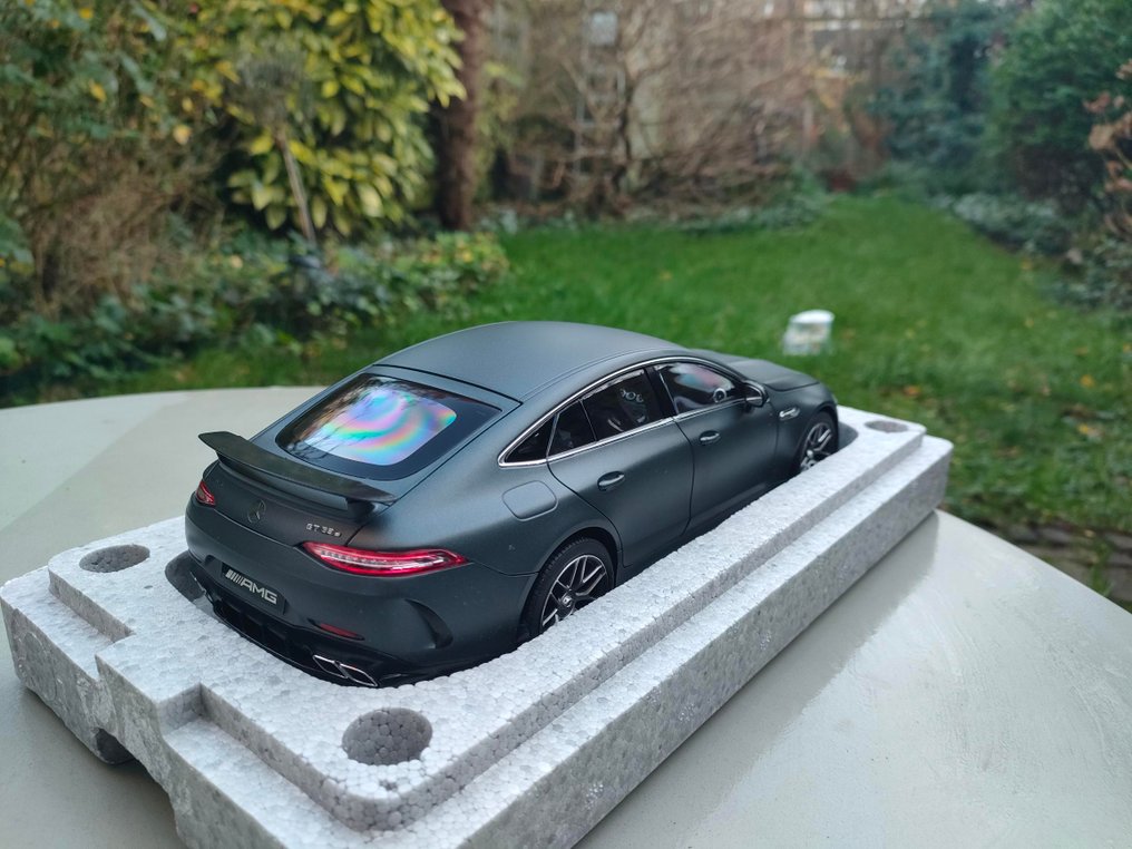 Norev 1:18 - Modellbil - Mercedes-Benz AMG GT63 S 4 matic uit 2018 - Veldig knapp!! #3.2