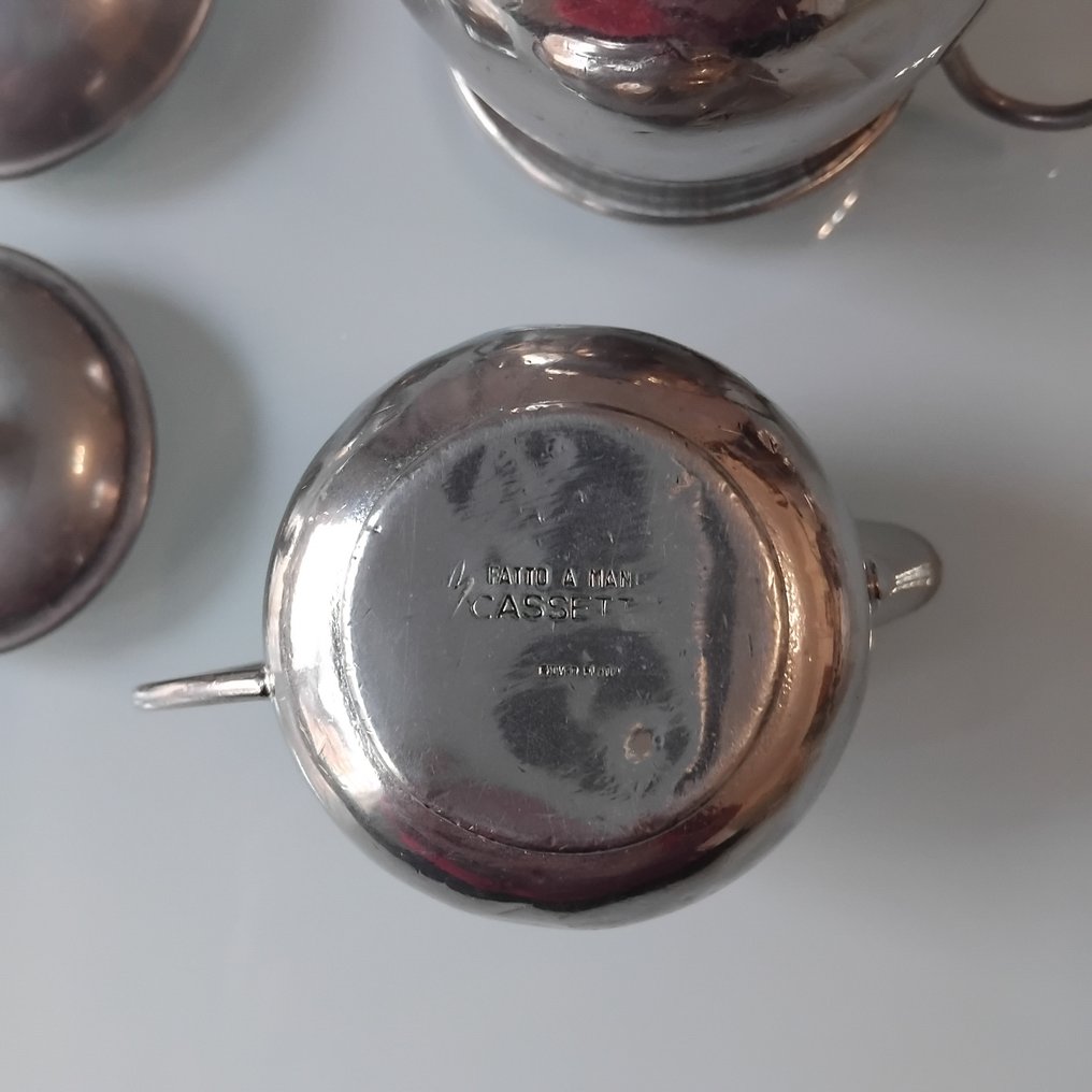 Θεματική συλλογή - Βίντατζ τραπέζι. Αντικείμενα τραπεζιού από ατσάλι και Silver Plated. - Cassetti Firenze #2.1