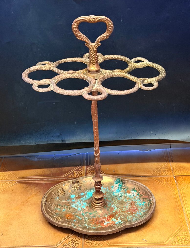 Ständer - Schlangenbändiger - Bronze #4.3