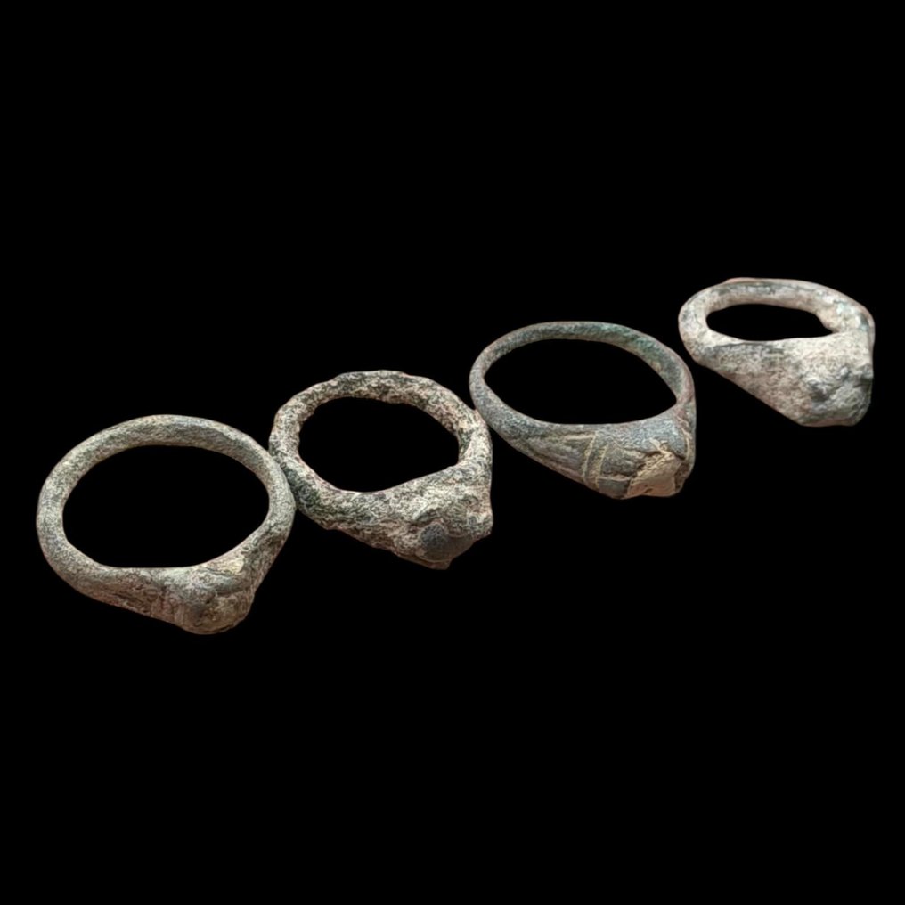 Medieval Bronze Ring lot of 4 (No reserve price) #2.1