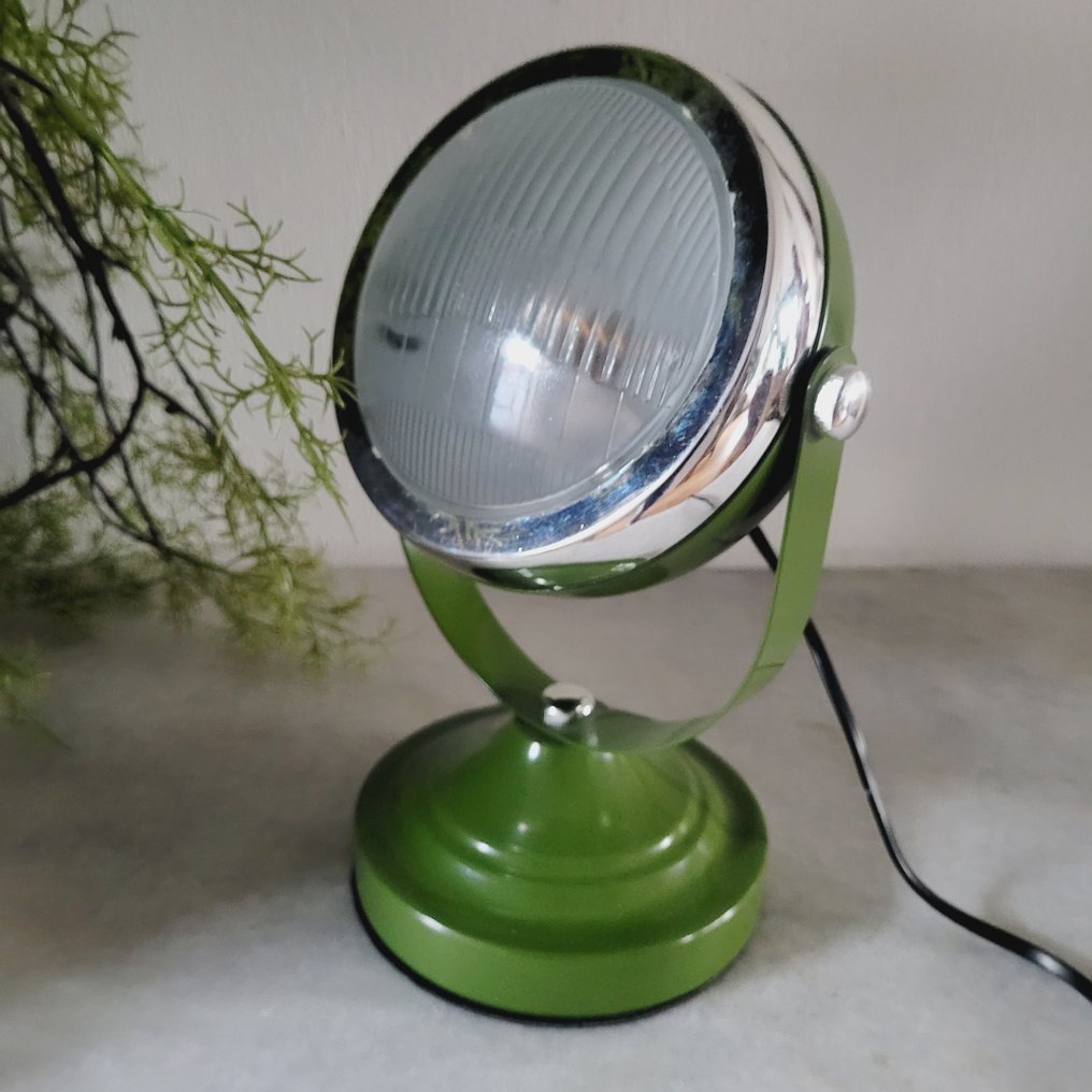 Ρυθμιζόμενο φως - Vespa Scooter, Customized - 1980 #1.0